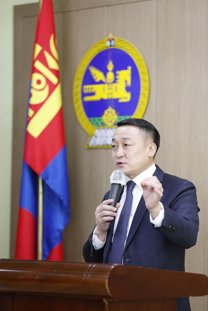 УИХ-ын дарга Д.Амарбаясгалан орон нутагт ажиллаж байна