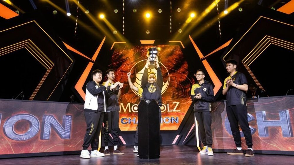MongolZ баг "eXTREMESLAND 2023"-д аваргын цом өргөж, 25 мянган ам.долларын эзэн болов