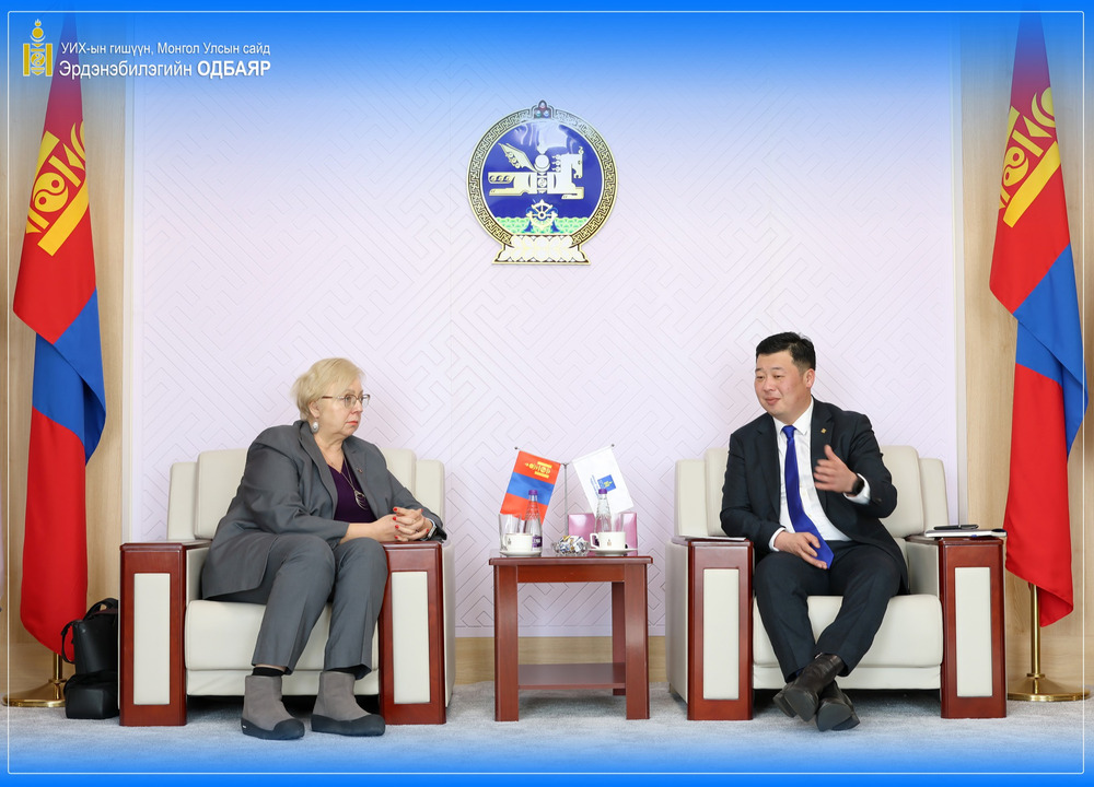 Монгол улсын сайд, Хяналт, үнэлгээний Үндэсний хорооны дарга Э.Одбаяр Европын Холбооны элчин сайдыг хүлээн авч уулзлаа