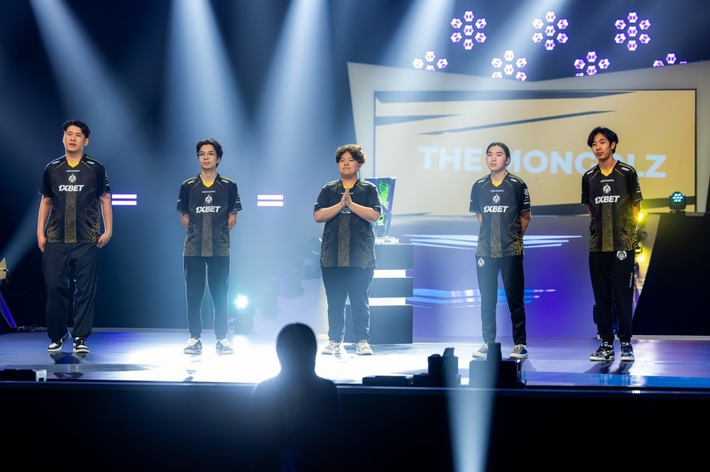 The MongolZ баг “FISSURE Playground 2” тэмцээний дэд байрт шалгарлаа