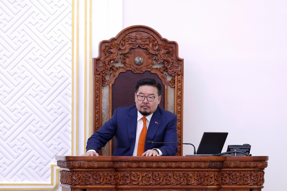 Г.Занданшатарын шунал Засгийн газрыг унагаах уу?
