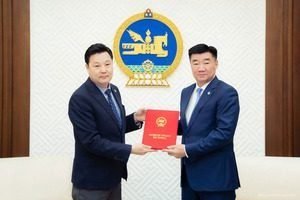Гадаад зээлийн ашиглалт, үр ашгийг нэмэгдүүлэх тухай анхдагч хуулийн төсөл өргөн мэдүүлэв