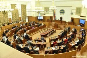 УИХ-ын өнөөдрийн чуулганы нэгдсэн хуралдаанаас татварын багц хуулийг хэлэлцэх эсэхийг шийднэ