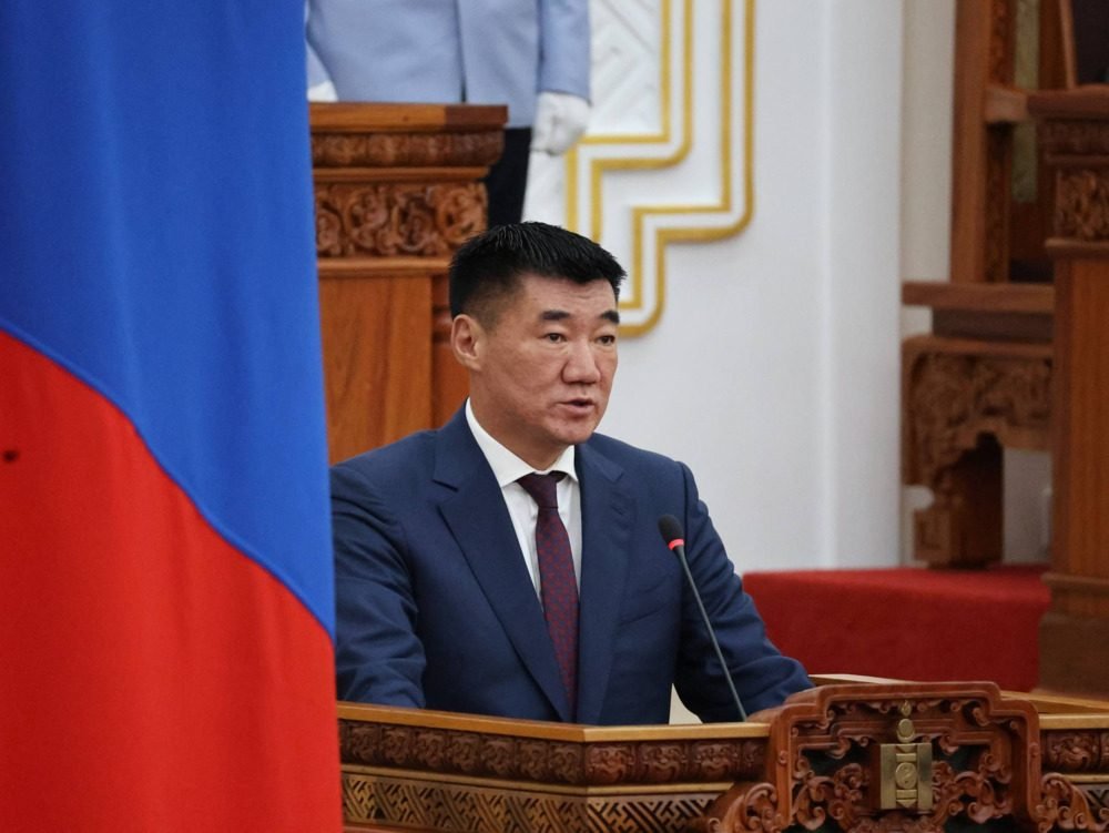 УИХ-ын чуулганы үдээс хойших хуралдаанаар С.Бямбацогтыг УИХ-ын даргаар томилох асуудлыг хэлэлцлээ
