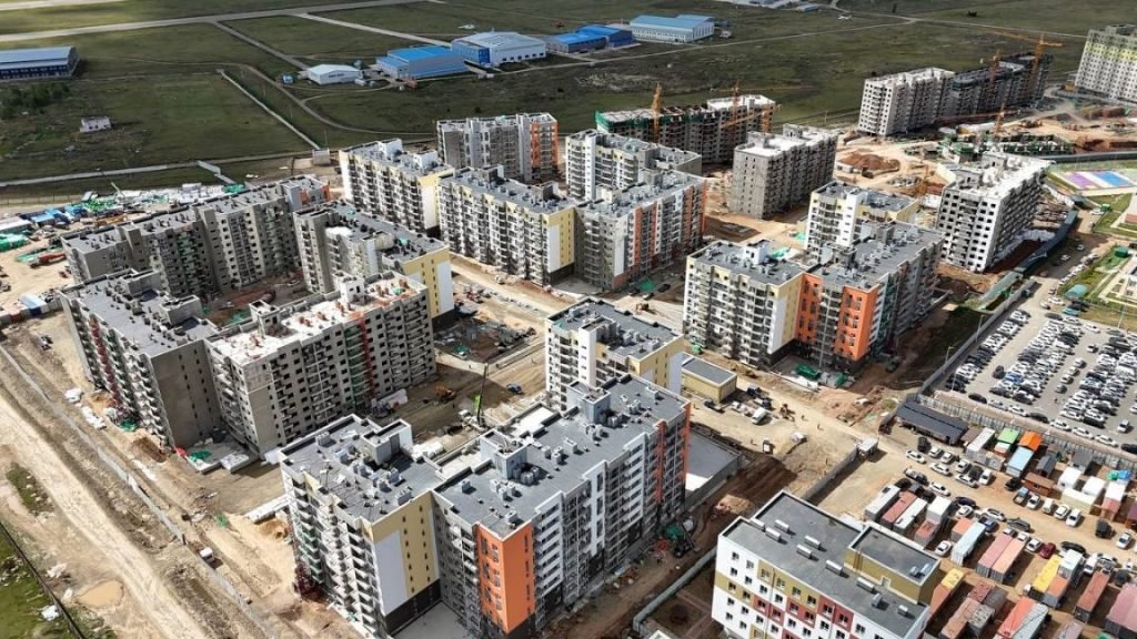Солонго 1, 2 төслийн 2042 айлын орон сууцыг улсын комисс хүлээж авлаа