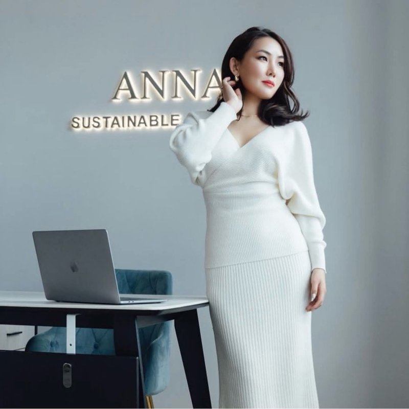 Лондонд ANNA Cashmere брэндээрээ Монгол ноолуурыг олон улсад таниулсан Анна шинэ платформ бүтээж байна