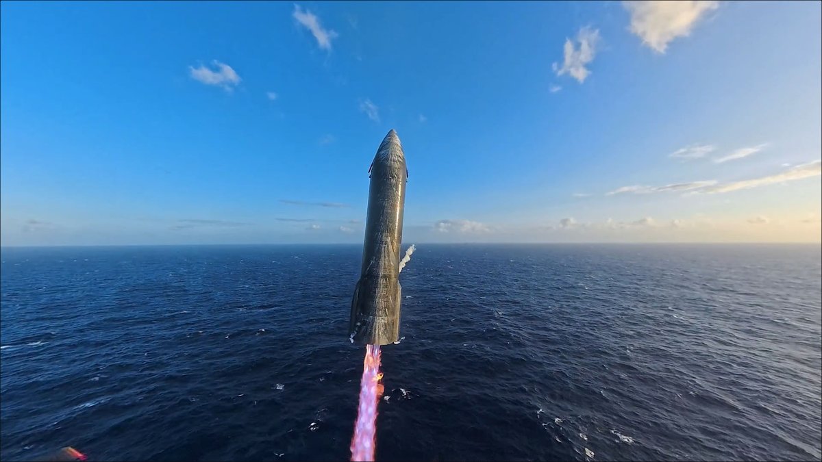 SpaceX Энэтхэгийн далайд буусан Старшип хөлгийг чирэх ажиллагаанд хүндрэл тулгарчээ
