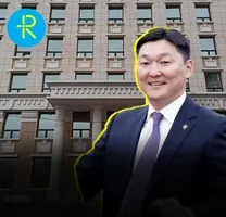 Хууль зүйн сайд болох “дундын хүн” ба аавынхаа нөлөөг Ардын намд "дархалж" яваа Г.Тэмүүлэн гэж хэн бэ?