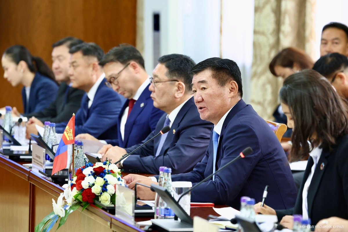 УИХ-ын дарга С.Бямбацогт, Австралийн Холбооны Улсын парламентын Төлөөлөгчдийн танхимын дарга Милтон Дик нар албан ёсны хэлэлцээ хийлээ