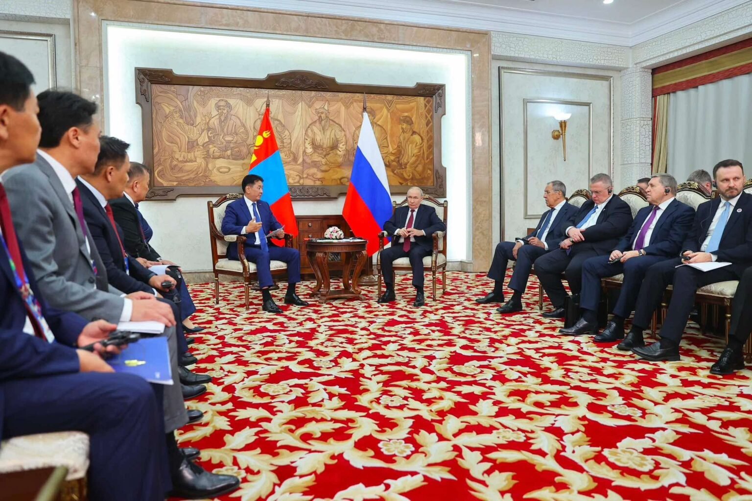 19f9d1d392e34330a8eba03fd904611a